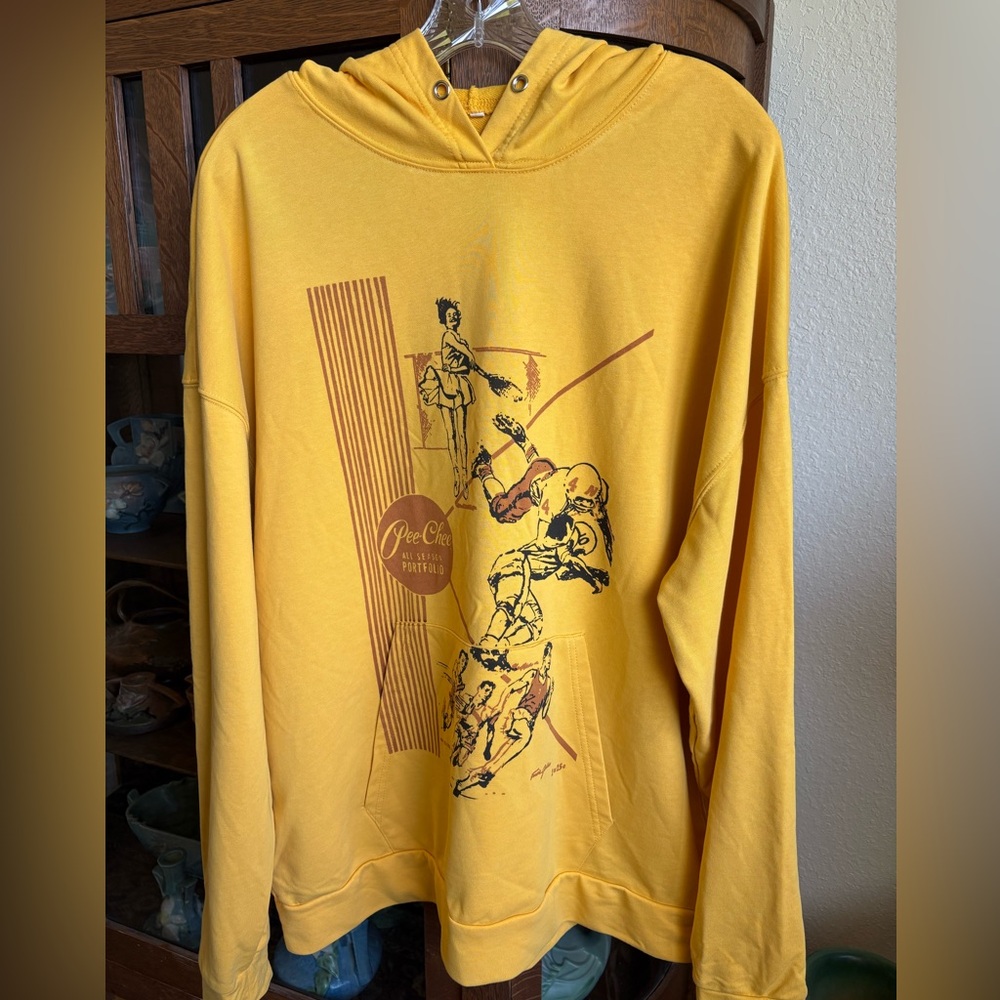 Yellow hoodie, iconic graphic vintage 1980 PEE-CHEE portfolio folder size 2 XL